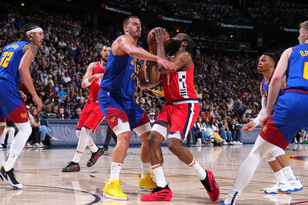 拥有坚韧的 拥有坚韧的